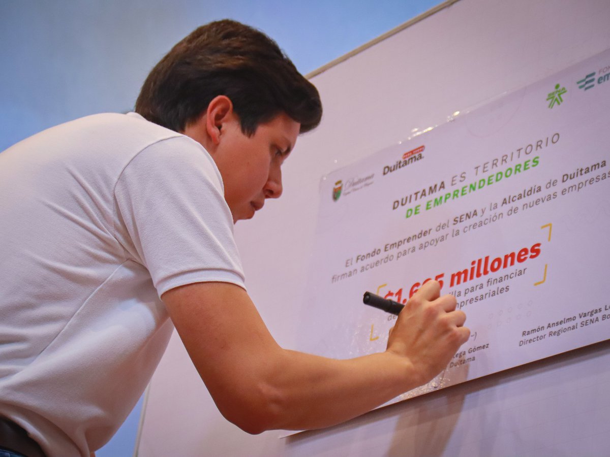 DavidOrteGomez's tweet photo. Igualmente abrimos una nueva convocatoria del entre la Alcaldía de #Duitama y el Fondo Emprender por 1.625 millones de pesos para 17 emprendedores Duitamenses. (3/3) https://t.co/lpe7vvFJU0