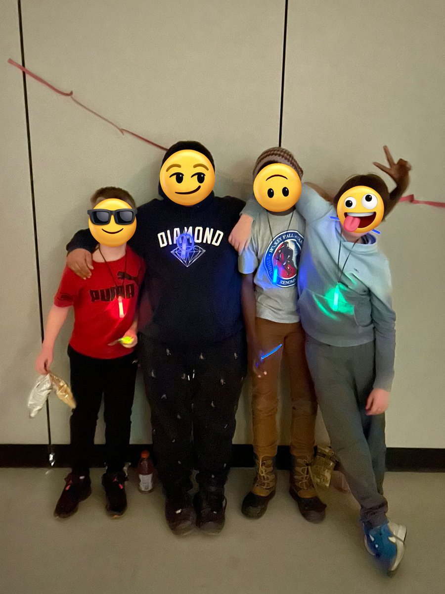 JPRobartsRams's tweet photo. @JPRobartsRams raised over $900 for the #CaringFund The top classes in each division won a dance party! 💃🏼🪩🕺 #GiveALittleHelpALot #KidsHelpingKids #TVDSB #TVEF #WeCare #TVDSBCommunity #TVDSBStudents https://t.co/LIShmTGC23