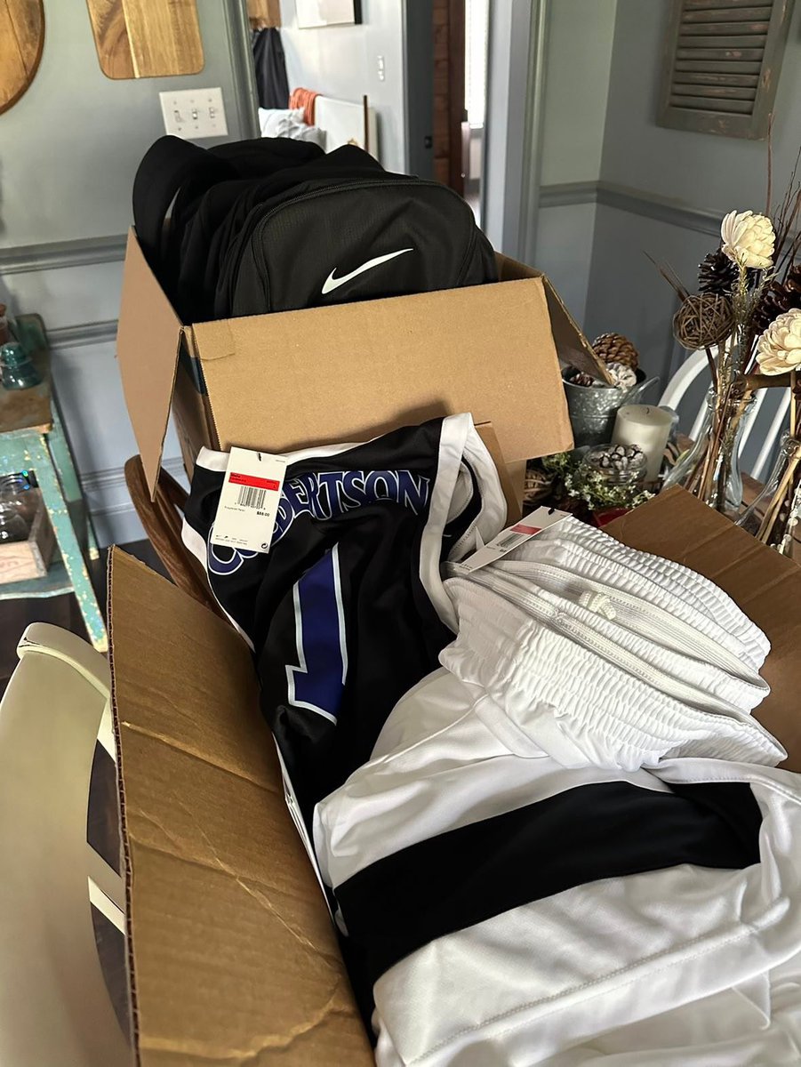 It’s a great day to be a Runnin’ Raider. New jerseys and bags are here!!!