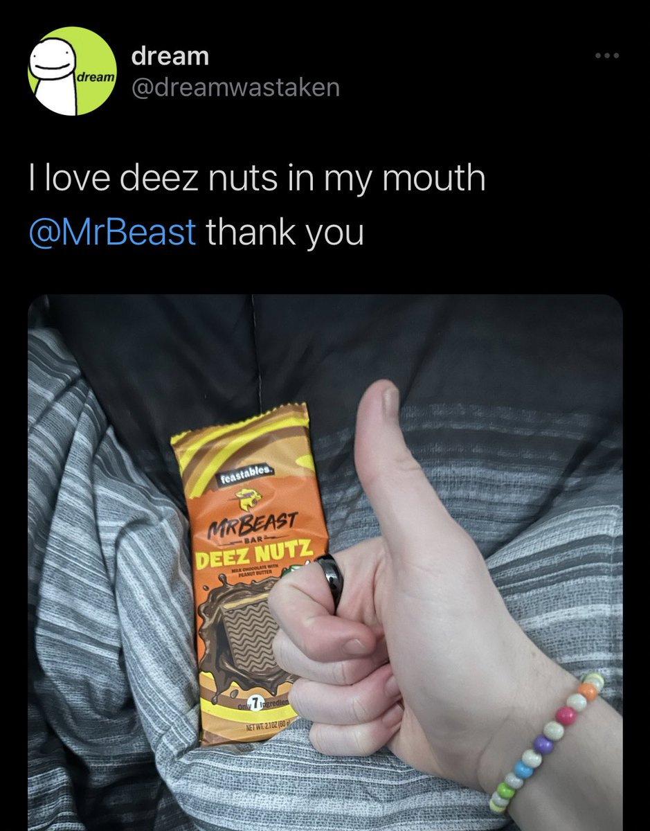 MrBarnesRogers's tweet photo. @dreamwastaken @MrBeast @GeorgeNotFound i guess we know who’s nuts you were enjoying in your mouth 😳 https://t.co/toGXQLVczF
