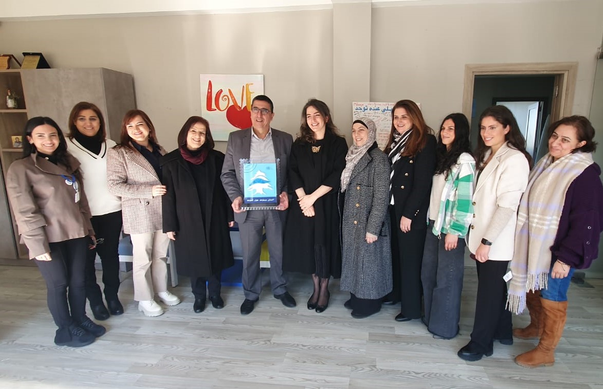 HectorHajjar's tweet photo. بعدها، زرت بيت العناية الإلهية في كفرياشيت وأمضيت بعض الوقت من المسنين، ثم إنتقلت إلى مركز الشمال للتوحّد NAC. خلال جولتي، زرت أيضاً مركزين للوزارة في زغرتا، ومركزي رشعين ومرياطة بالإضافة إلى بيت العناية الإلهية – مار يوحنا، وجمعية بيت الموجوعين في مجدليا. https://t.co/eCS4s5e0Wc