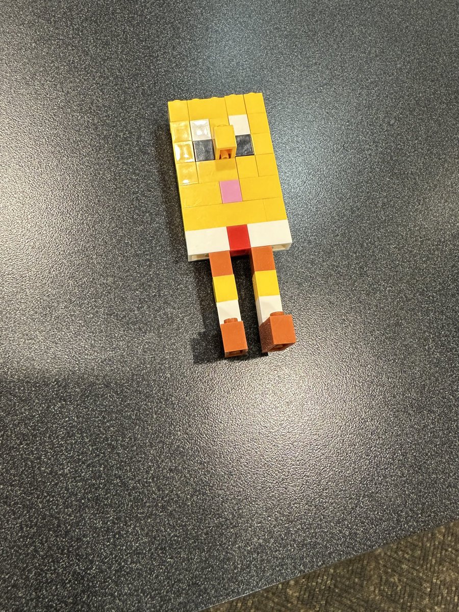 Quijas_PHHS's tweet photo. Oooooooooh, Who lives in the Maker Space at our Library? “Sponge Bob Square Pants!” Made out of Legos and brickish is he! “Sponge Bob Square Pants!” #RISE #SISD_Libraries #PHHSLibrary https://t.co/7z8Cn09uqK