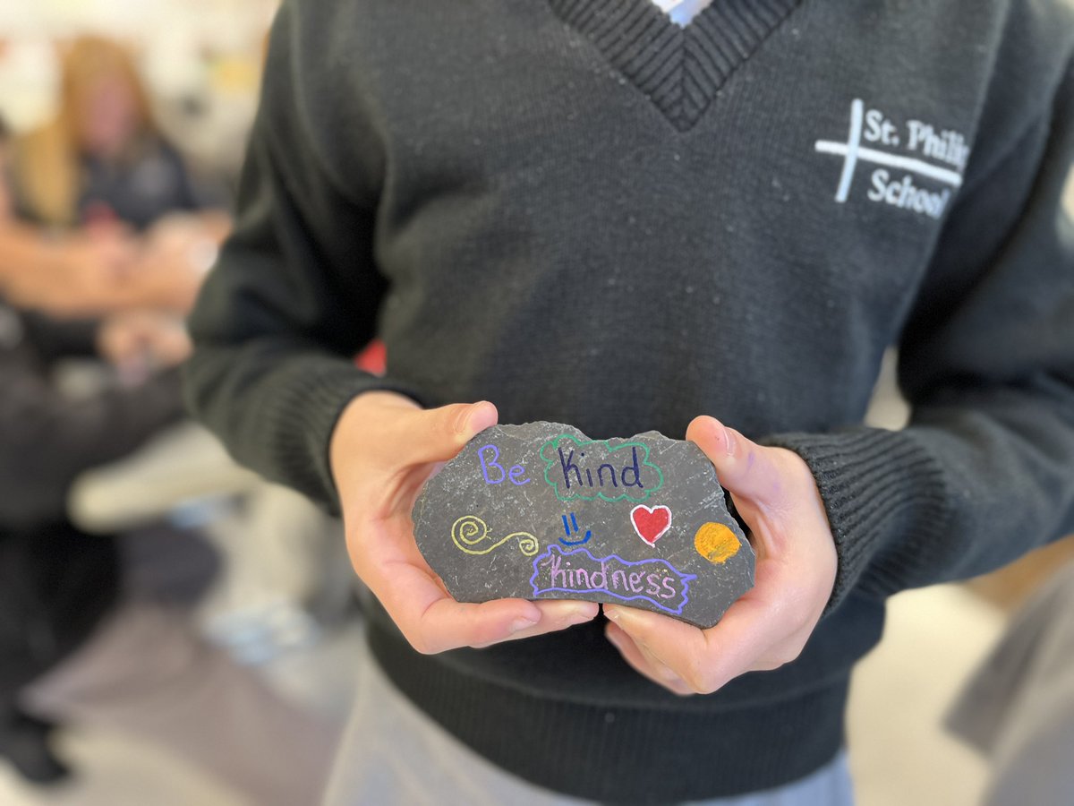 SPScardinals's tweet photo. At @SPScardinals we dedicate an entire block for our Middle School #ARK (Acts of Random Kindness) elective!
Check out a few surprises found around the school after these groups get togetherโฆ
#NationalRandomActsofKindness https://t.co/Rz2D73kNkW