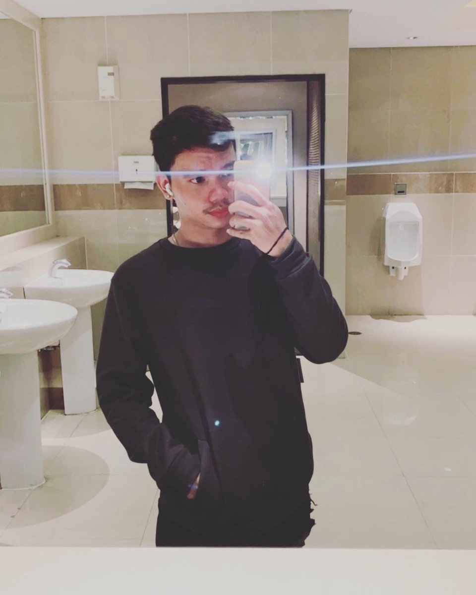 imamdenzuar21's tweet photo. Hallo ant man ๐๐๐. #gaybandung #gaybekasi #gaybrondong #OpenBO #GayIndonesia #bisek #gaybali #gaybalikpapan #gaysamarinda #gaymakasar https://t.co/AVBugWubVE