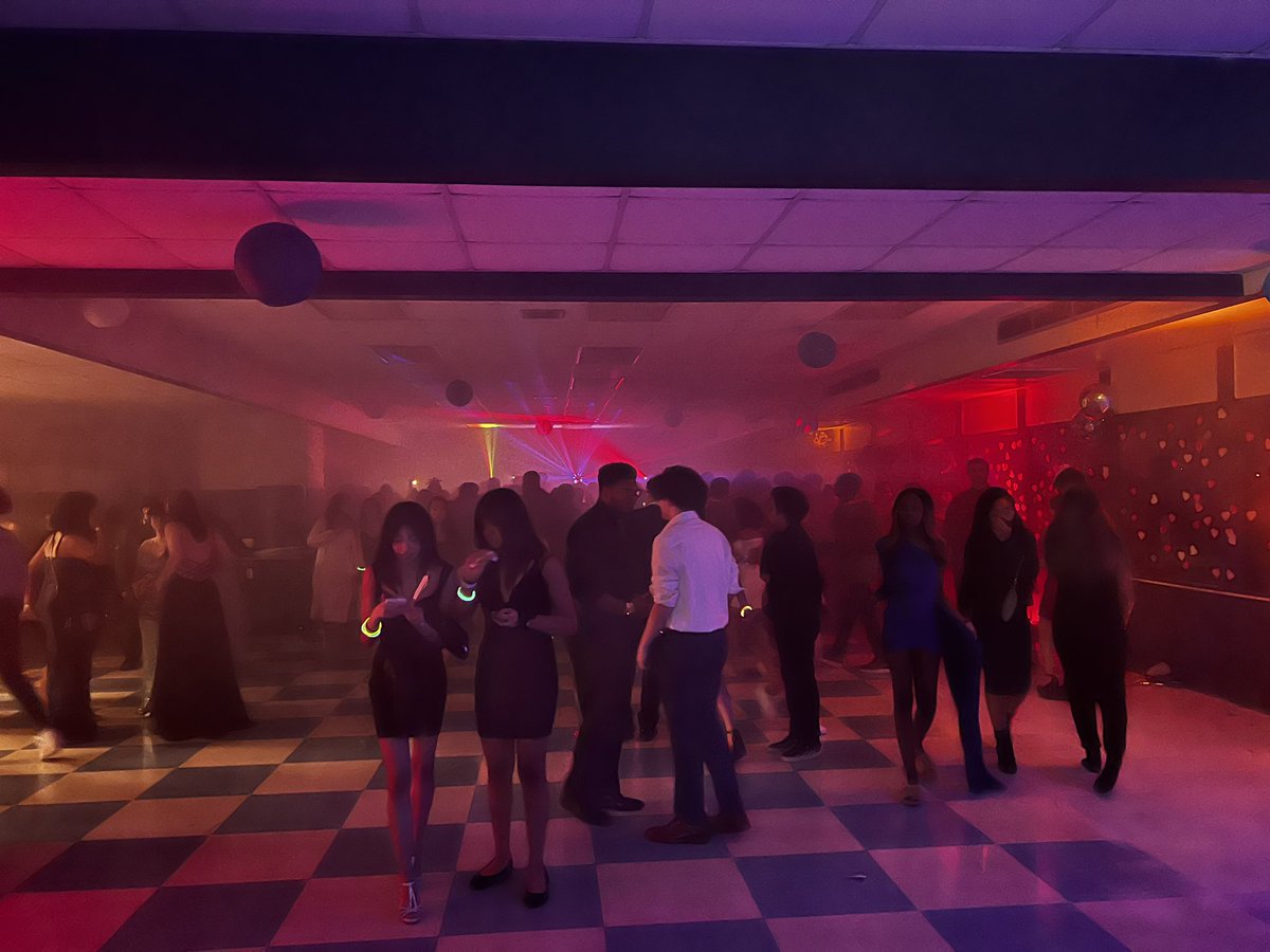 drcomegys's tweet photo. Shout out to @ATiberi_DTH for listening to our students and creating a new tradition…The Winter Ice Ball 🥶 ❄️ 

It was a huge success and a lot of fun! #@delcastle_ths #NCCVTWorks https://t.co/0C8vhkRpiW