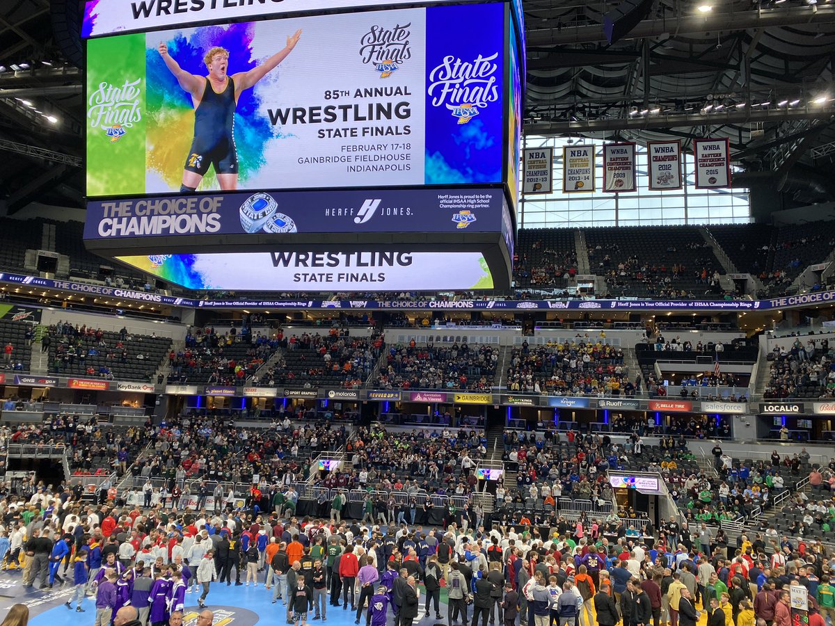 Getting ready for Peter Nguyen in the 1st round of the ihsaa state championship!!!  Go Peter!!!! <a href="/GCHS_Athletics/">Guerin Catholic Athletics</a>