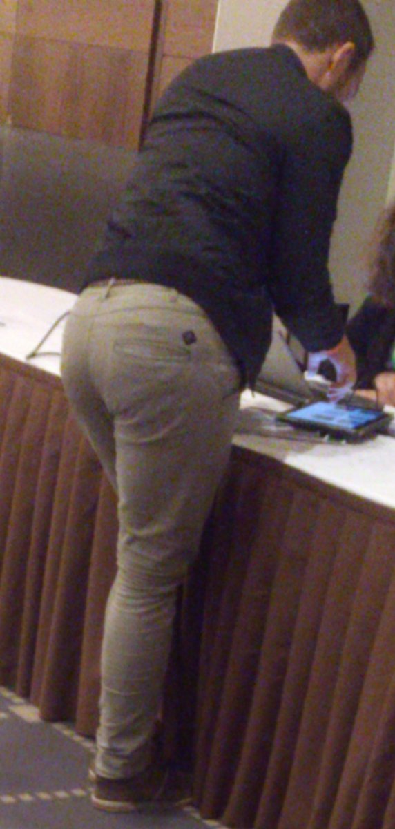 Narcisolegend's tweet photo. #nalgonescallejeros #bundadehomem  #straightguy #manbutt #maleass  #potosdehombre #nalgon #cazadordenalgones #bundagostosa #nalgotas #culon #maleass https://t.co/23UW7fBiq2