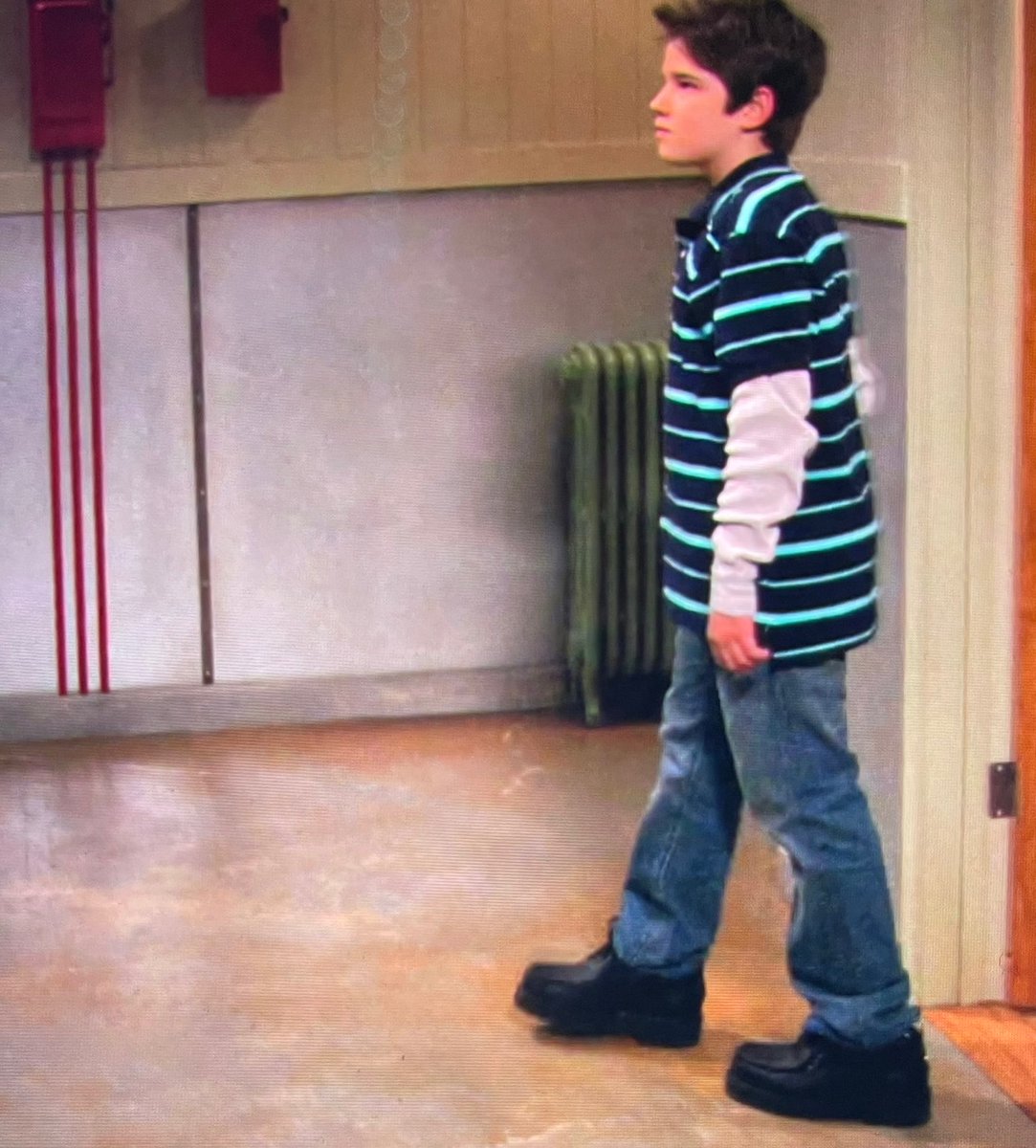 Ava_Glover's tweet photo. Nobody is talking enough about how insane Freddy’s shoes were https://t.co/YC48spNzR3