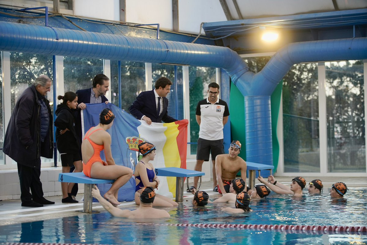 Hoy con <a href="/juancabrerapor/">JUAN IGNACIO CABRERA.</a> hemos visitado el entrenamiento del <a href="/CNLasRozas/">ClubNatacionLasRozas</a> en el Polideportivo de Las Matas. 

Enhorabuena por vuestro trabajo y los buenos resultados en las últimas competiciones!! 🏊🏻‍♀️ 🏊‍♂️ 🏊🏻 #LasRozad