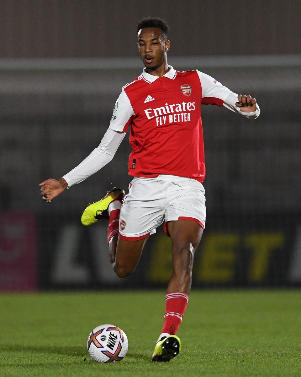 arsenal-academy-on-twitter-we-re-underway-against-west-ham-come