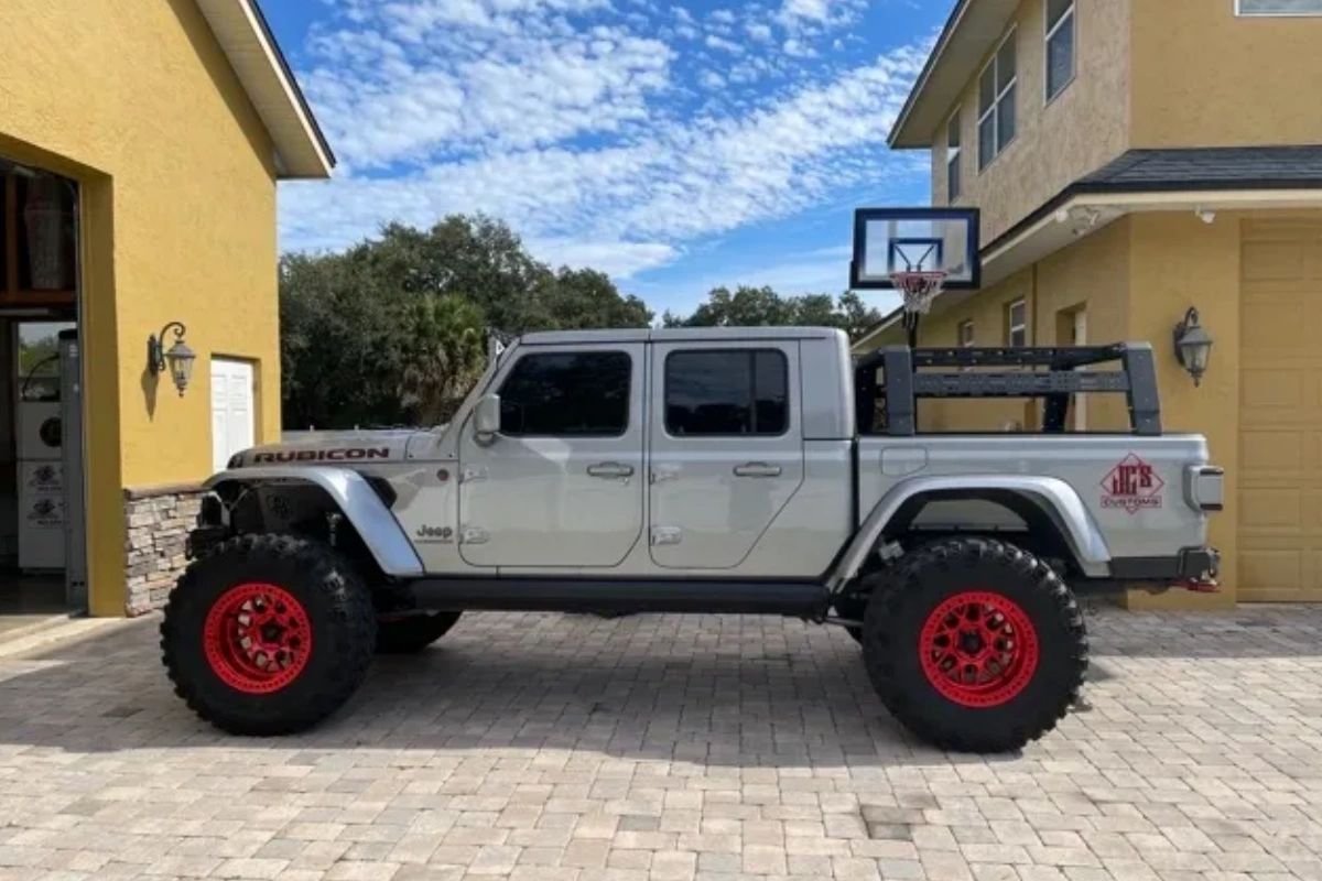 JCsCustoms1 tweet picture