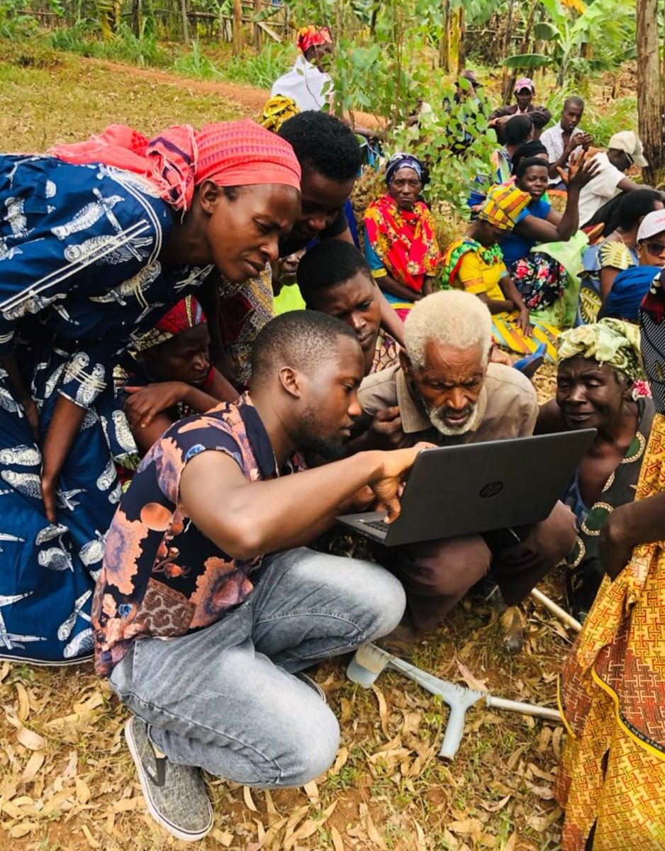 seerukundo's tweet photo. Now training citizens  , none will be left behind, technology gonna change our daily a lifestyle. ,#ihuzocooptech 
@minict
@rwictchamber https://t.co/QhN4UFLRw6