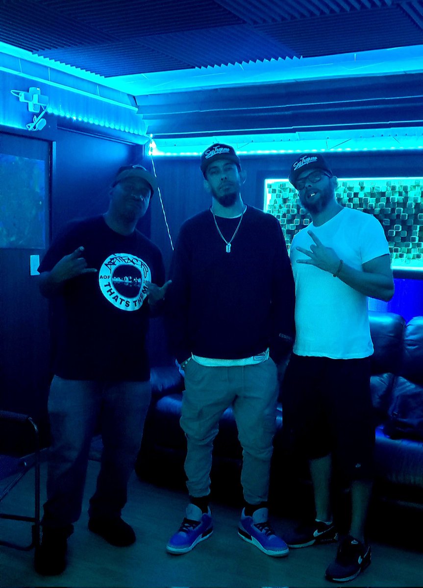 In the lab with the best of the best when it comes to Miami Mc's <a href="/Shottie305/">SHOTTIE</a> <a href="/SKAM2/">SKAM2?</a> <a href="/Salazar305/">Salazar</a> 🔥🎙