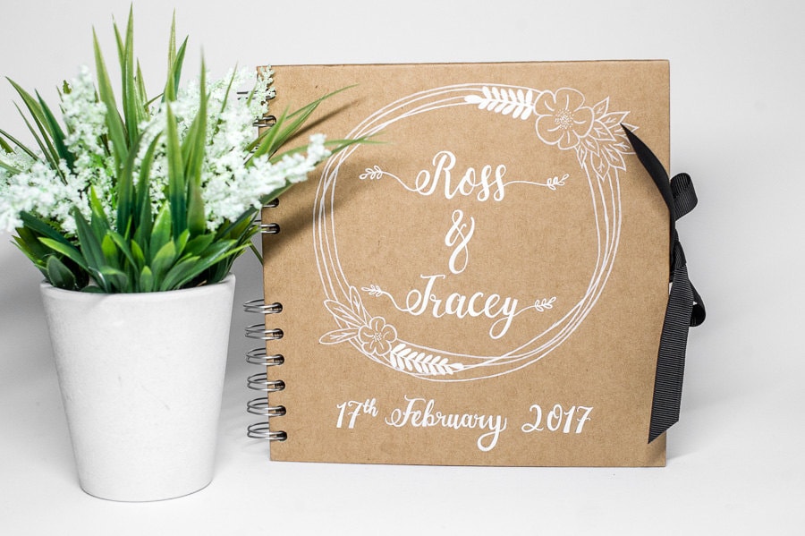 Wedding Guest Book - Rustic Personalised tuppu.net/9daba83e #weddingsignage #HoneywellWeddings #Bridetobe #rusticwedding #Wedding #Etsy #FloralWedding