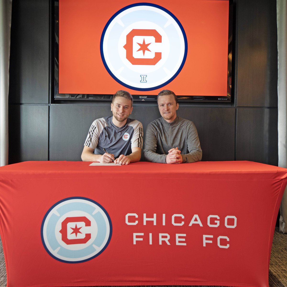 ChicagoFireFCII's tweet photo. 🔵👿 x 🔥2⃣

@DePaulMSOC | #cf97 https://t.co/WKMmANGFGz