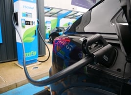 Ultra-rapid #EV charge point installations have increased by 10% since October, reports <a href="/_FleetNews/">Fleet News</a>. But is this growth enough to reassure fleet managers looking to transition to electric vehicles?

Read the full article: bit.ly/3Iq5QXS