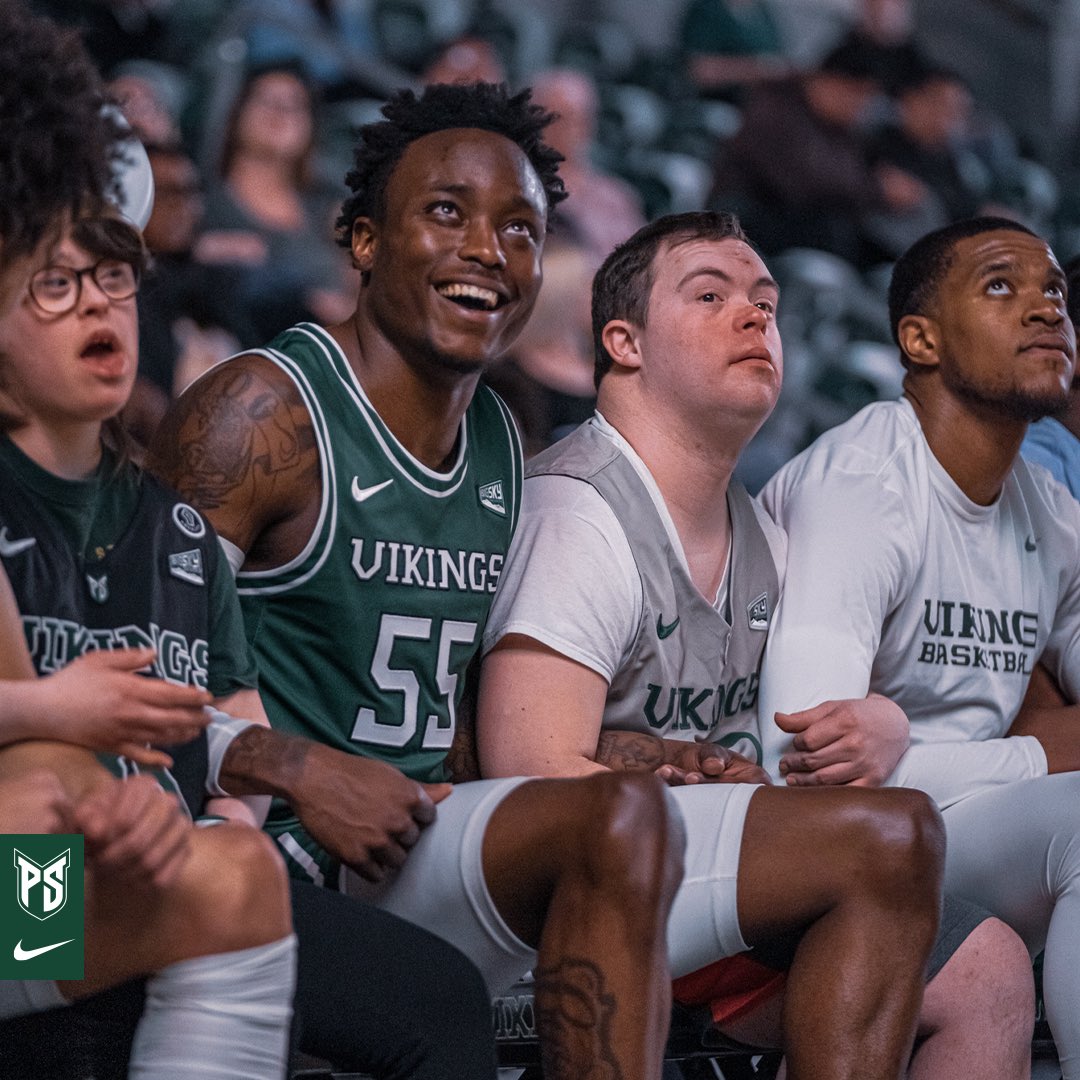 psuviksMBB's tweet photo. Victory Friday. 📸

Back tomorrow for StrickCity Night. See you there. 💚

#GoViks | #DefendTheShip https://t.co/v4ZmQbWX6U