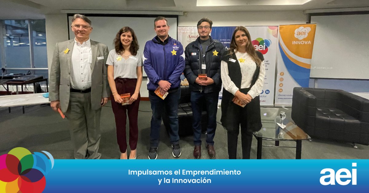 aeiecuador's tweet photo. Dimos la bienvenida a los nuevos Embajadores #AEInnova 2023: Olga Neira de EmpaQplast, @paocarrerah de @upsalesiana, Alejandro Aparicio de Grupo Entregas y Luis Lesizza de @cervecerian

Gracias por ser parte de la innovación y oportunidades para el desarrollo tecnológico del país https://t.co/mDm3PzIRVc