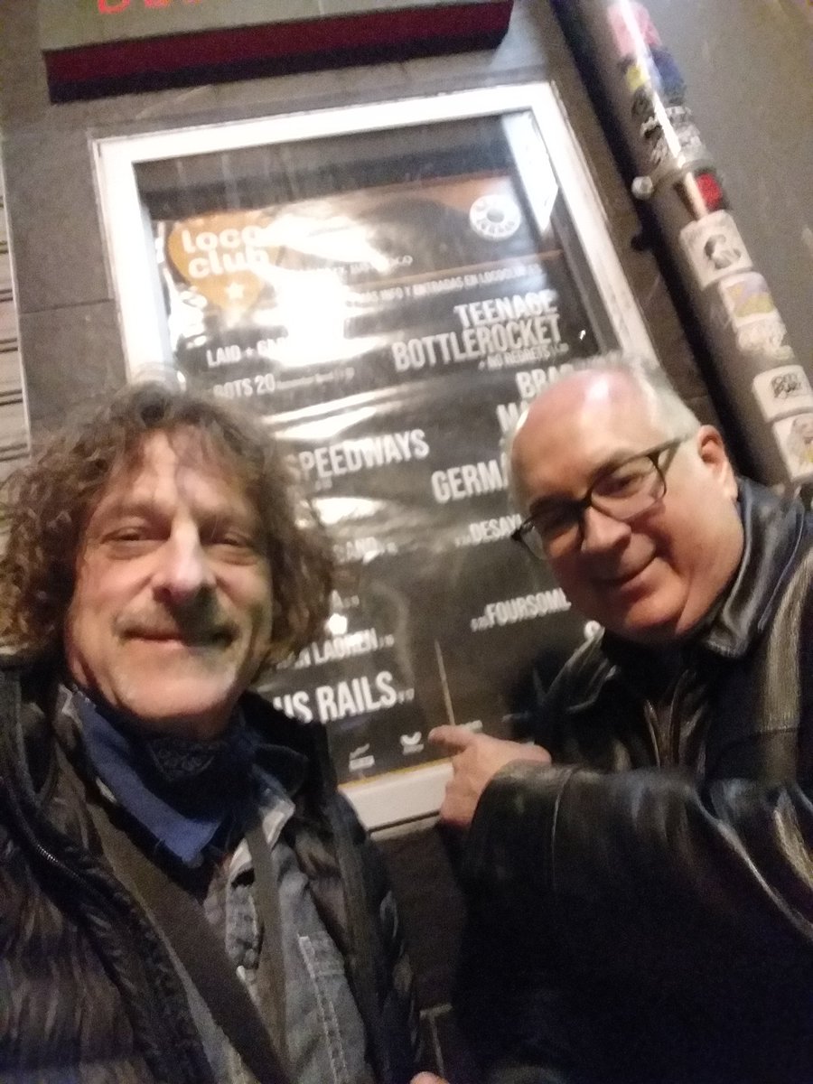 VLafora's tweet photo. La noche promete. Ennla.puerta de @LocoClubValenci con #USRAILS antes de que comience el concierto de hoy. Las entradas AGOTADAS! Cheers @Natalie62292640
@resident219 @werthro @denajag @pilarvazquez62 @Wordsmithgetxo @AJDMaru @HarperMarvin5 @guiadelrock @rutaalrock https://t.co/SPbVMXchYa