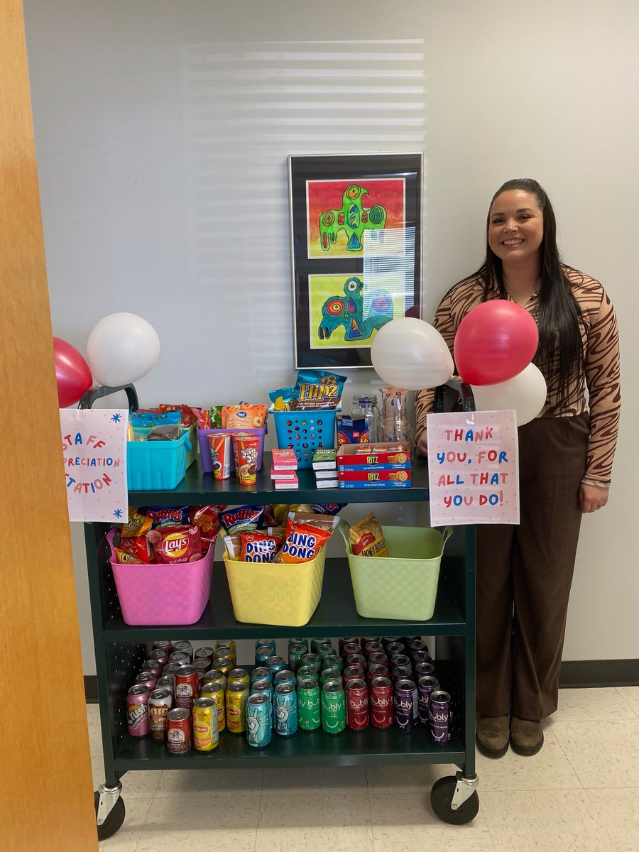 bvickdofed's tweet photo. This "Appreciation Station" is so cool! Thanks a lot! #lskysd https://t.co/fWKWQ9T0h7