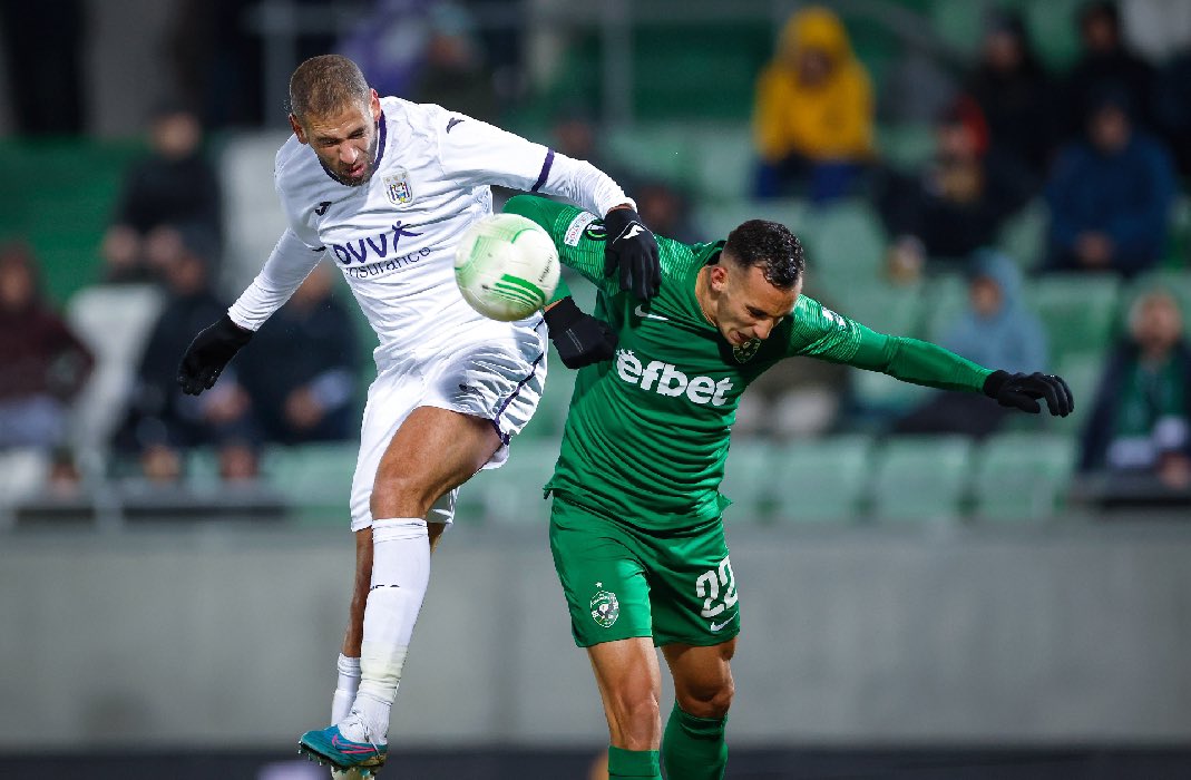 francorusso_'s tweet photo. ¡Buen trabajo equipo! 👏🏼
Ya con la mirada puesta en el Domingo, esto no para @Ludogorets1945 🔜💚 https://t.co/kFSenU5yED