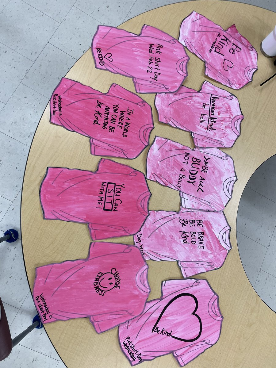 katehishon's tweet photo. Students in Room 236 are ready for Pink Shirt Day next week. Will you be joining us and wear your pink shirt? #yrdsb #pinkshirtday #stopbullying @YRDSB @oakridgesps https://t.co/prTvtq8AfH