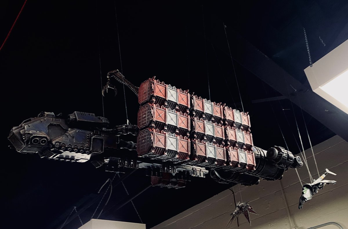 WHCitadel's tweet photo. +++++Incoming Transmission+++++

MAYDAY! MAYDAY! CHAOS FORCES SURROUNDING INCOMING SUPPLY SHIPMENT! HALF OF OUR ESCORT WING IS DOWN!

*Explosion* 

WE HAVE JUST LOST POWER TO ONE ENGINE! WE WILL HAVE TO…….

*Vox Static*

#WarhammerCommunity #warhammer40k https://t.co/vB4ODkaYKS