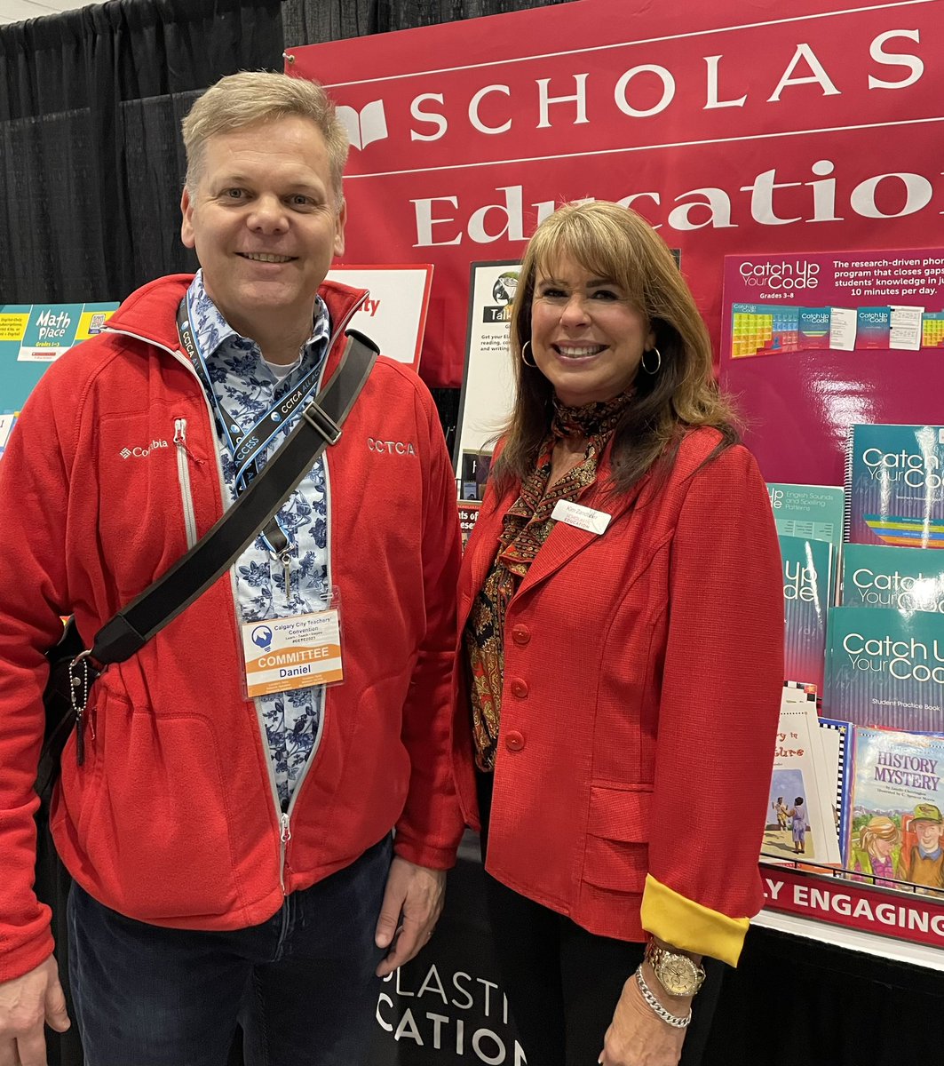 KimZandboer's tweet photo. Delighted to have a visit today from the ATA Executive Staff Officer @dannymaas @CCTCA #CCTC2023 #Wearredfored https://t.co/UwCfHqhvi8
