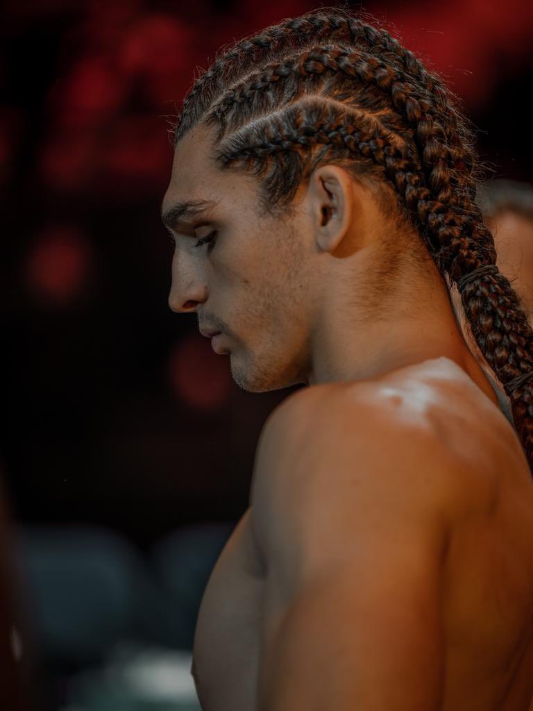 #ARES12

#VigilAugen EST UN PROBLÈME POUR LES 84KG