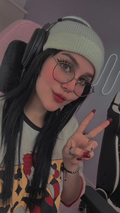 Ven al stream Estamos con la Watch Party y luego tenemos Ruleta 🤩 https://t.co/fAcUbAUl84