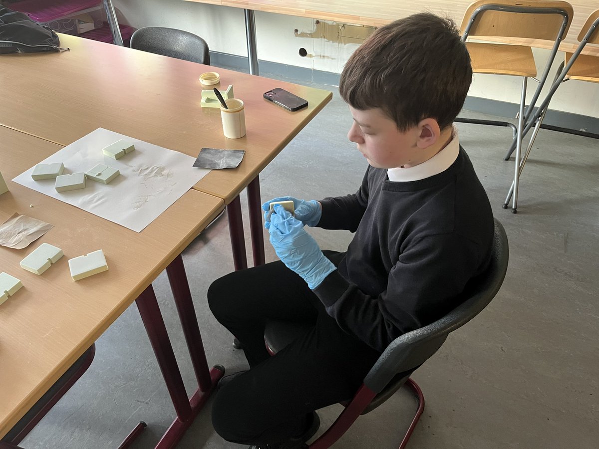 RosshallRemus's tweet photo. One week until @f1inschoolsUK Scottish regionals! Here is our manufacturer Mark refining his finishing techniques. https://t.co/xi4UTATSJE