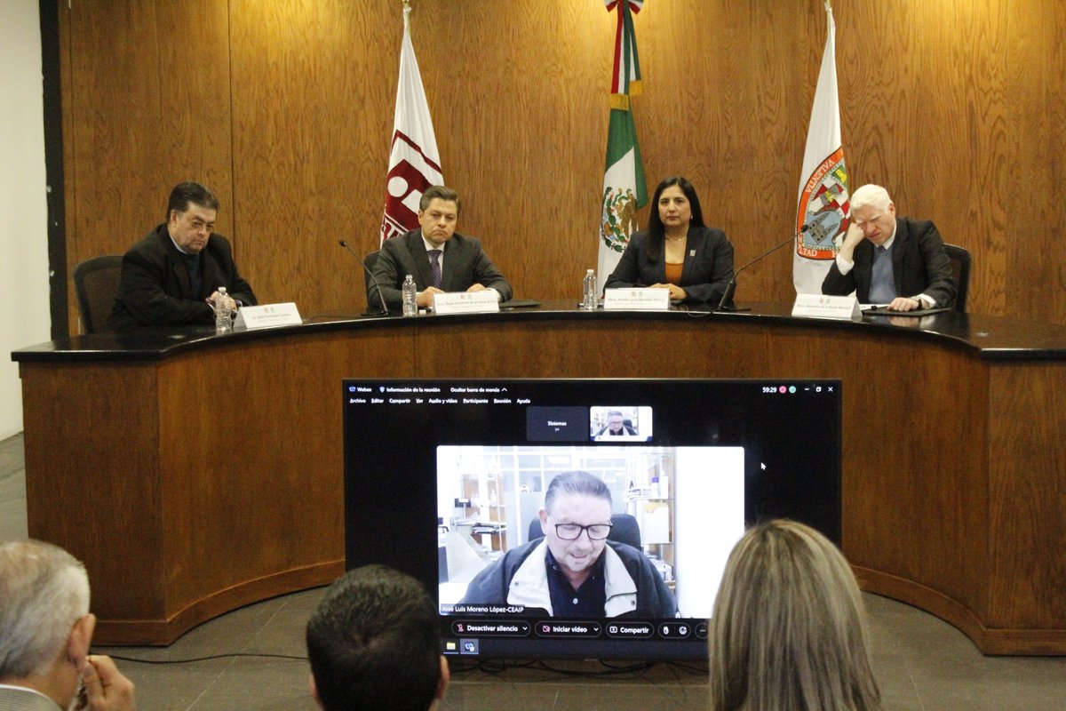 ceaip_sinaloa's tweet photo. En seguimiento al Convenio entre #CEAIP e #ICHITAIP en #SNT, @yosoycobach recibió en donación para su portal institucional, herramienta INTEGRA2 que facilita acceso a personas con discapacidades, creación de este organismo. En el evento virtual nuestro titular José Luis Moreno. https://t.co/1E9nb1EbQC