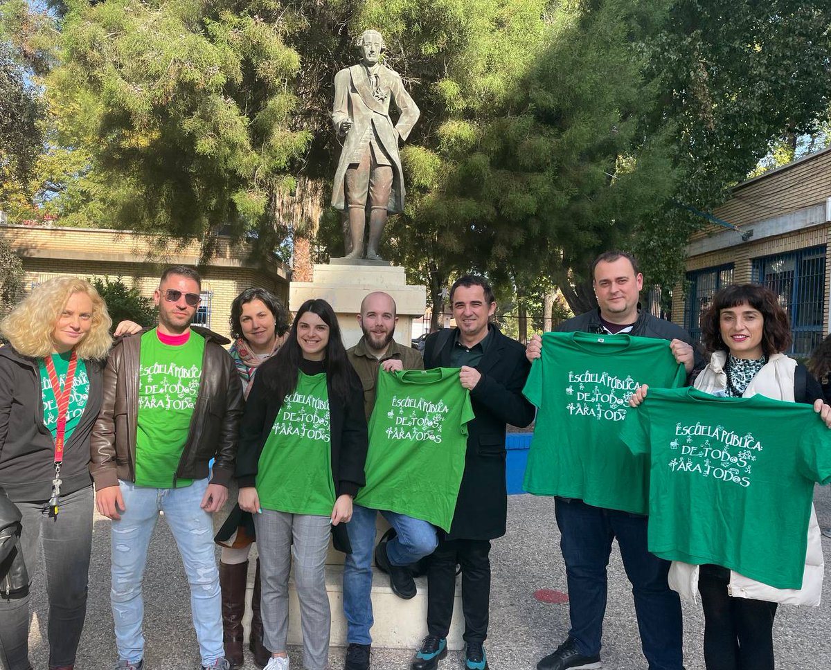 Docentes Unidos tweet media
