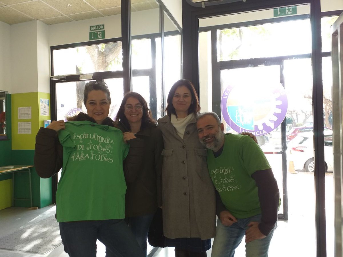 Docentes Unidos tweet media