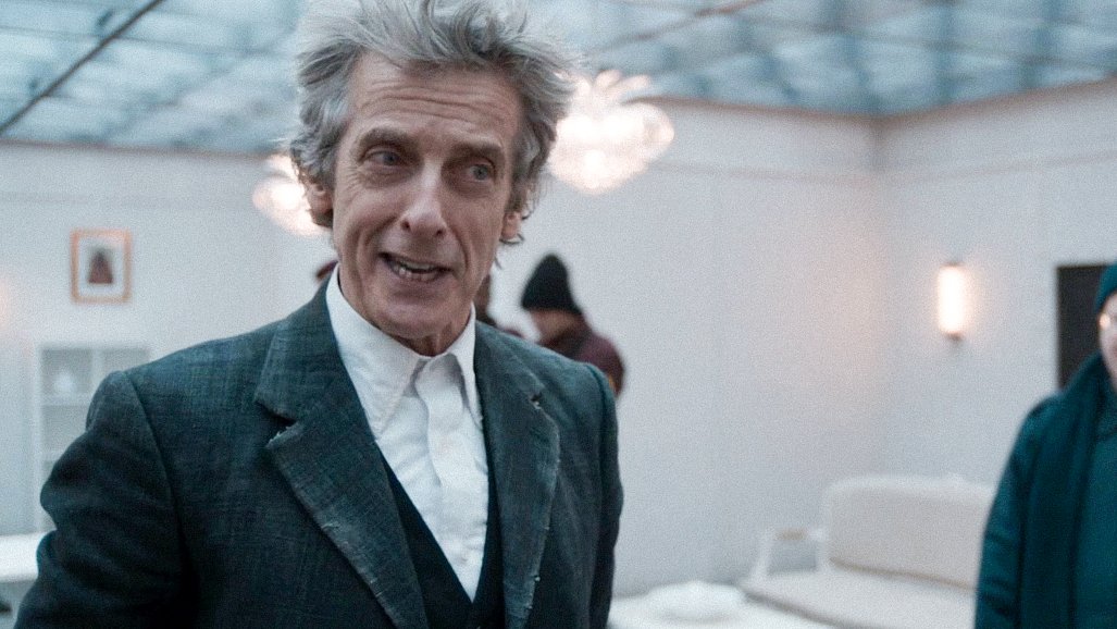 memoriesdw's tweet photo. twelve’s grey coat appreciation tweet. https://t.co/btLRjRTllr