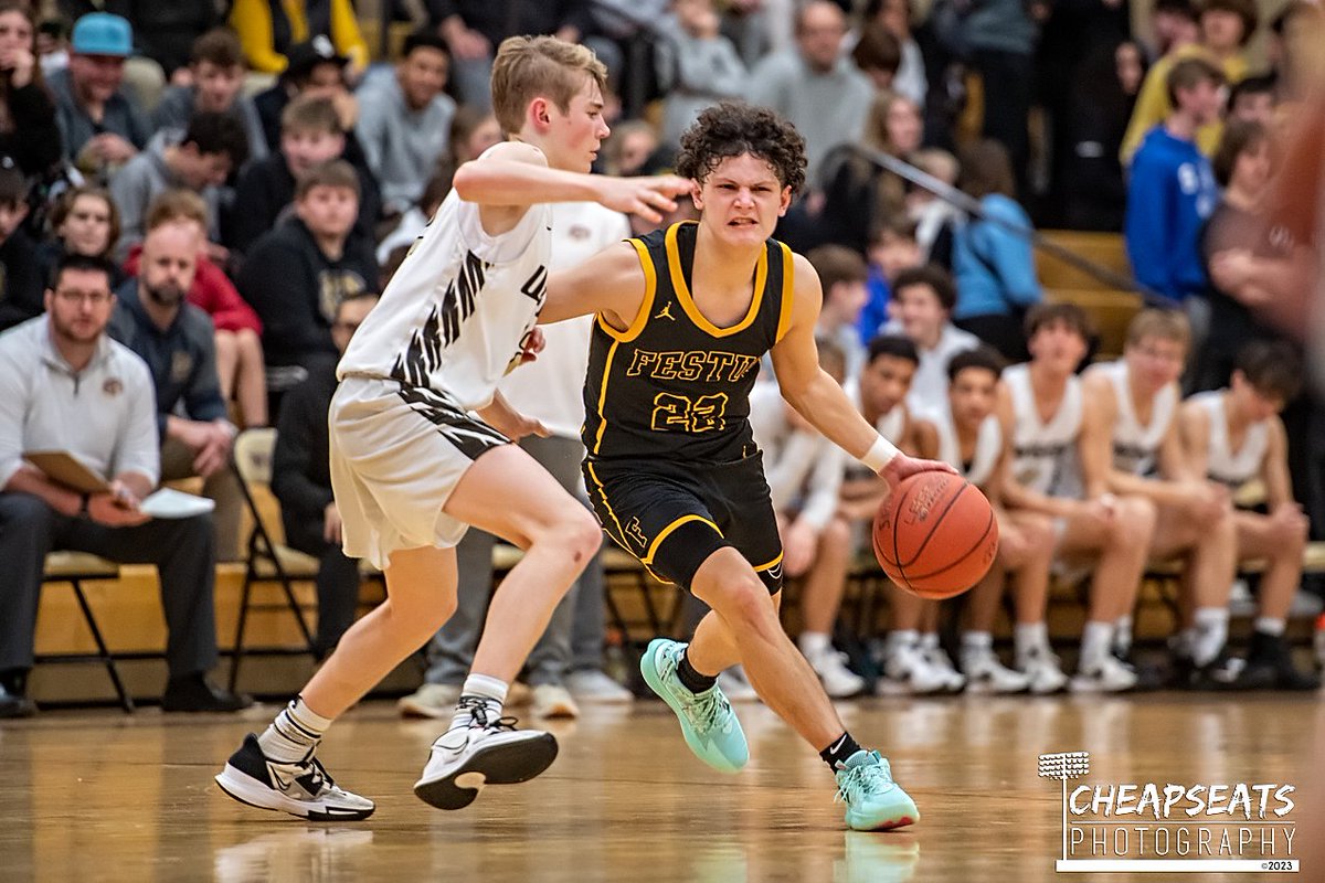 CheapSeatsPhoto's tweet photo. #BasketballPics π #FestusVSWindsor #Boys
LINK: https://t.co/EJWETR0Hno
@OwlsActivities @WHSOwls_Bball @WindsorHighOwls @FESTUSAthletics @TigersBoysBball https://t.co/BT1S3CXCKn