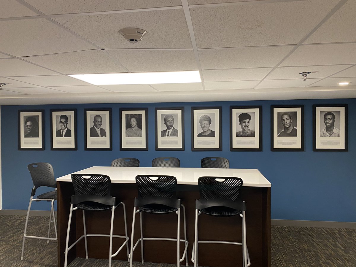 jdjeanjacques's tweet photo. @HUPrez17 The legacies of Vernon Jordan and Chadwick A. Boseman continue to live on and inspire future Howard leaders. 

An awesome portrait of Jordan hangs in the Towers East community room alongside the portraits of other Howard greats like @KamalaHarris and Stokely Carmichael! #HUpride https://t.co/h9Y8h3taph