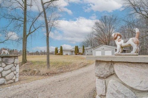 MortgageOneTeam's tweet photo. Just Listed: 101 E Fremont Road, Speaker Twp, MI -  https://t.co/1t74nAZndw 
#newlisting #homeforsale #OpenHouse #JasonWilsonKWPlatinum https://t.co/bpMl628KiU