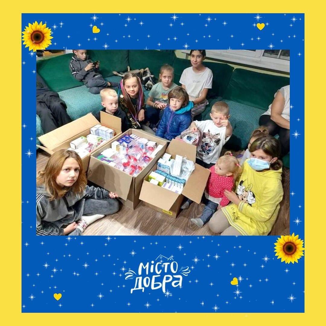 thatsbaba's tweet photo. We thank all of you from the bottom of our heart for helping us turn the Baba Bandana into $2,000 to give to Misto Dobra for flu medicine, vitamins, eczema creams and all other medical essentials for these children to get through the toughest winter of their lives. https://t.co/tv7TI7vsAm