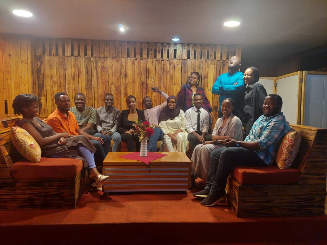 RCkigalicity's tweet photo. It's a wrap for the night, with recap from #Iam4Peace23 and Val gift breeze blowing the building. 

Look out for more fellowship updates!

#rotaract #rckc #rotaract250 https://t.co/mrvyJlbmM4