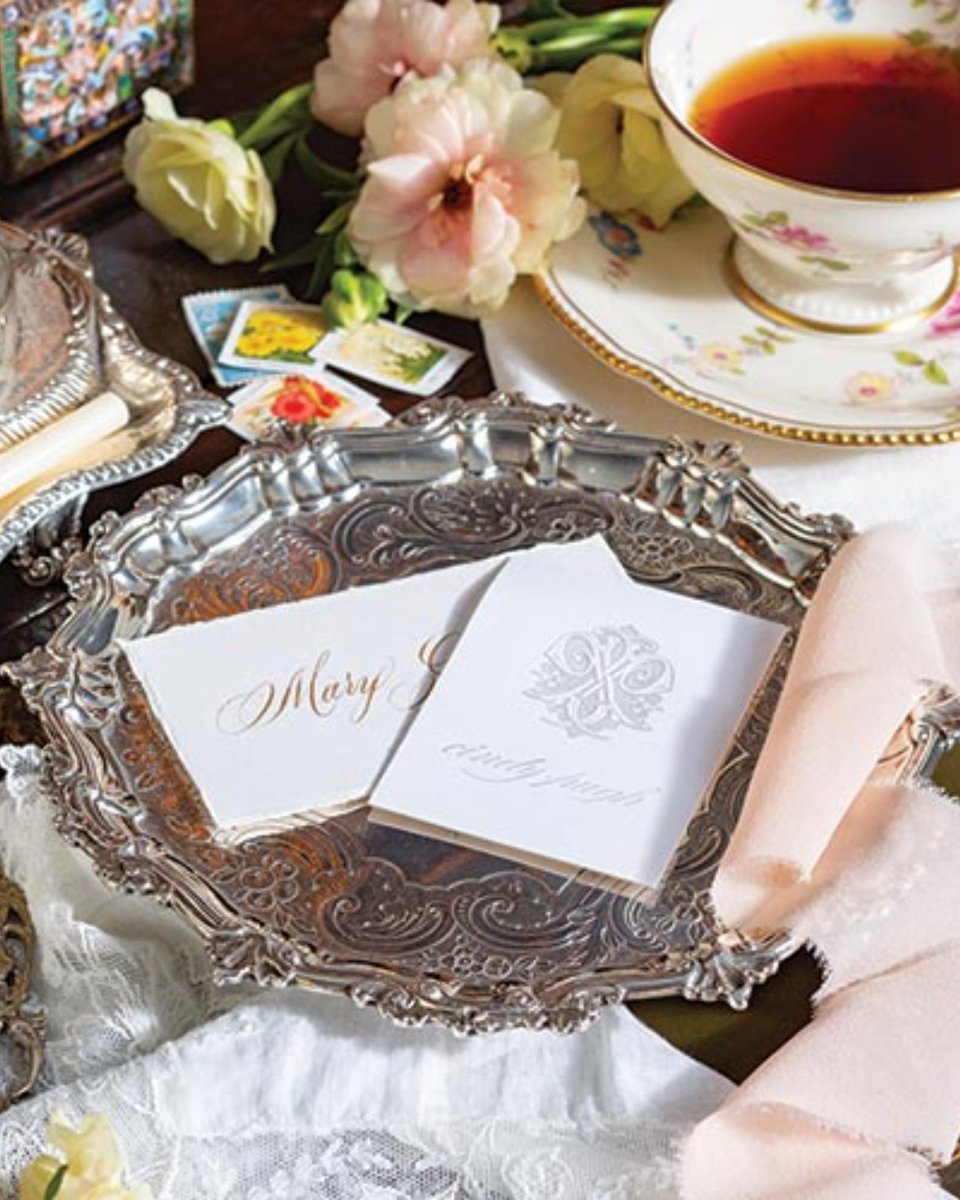 SouthernLadyMag's tweet image. Our March/April 2023 issue is here! Enjoy a sneak peek and order your copy at southernladymagazine.com/preview-our-ma….

#southernladymag #marchapril #springissue #springhassprung #floralarrangements #centerpieces #callingcards #keepsakes #springinspo #springdecor #springtablescapes