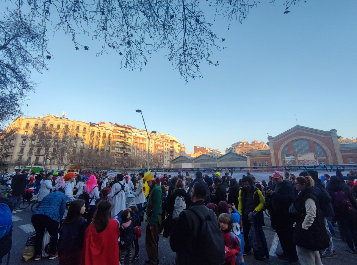AFI Escola Entença tweet media