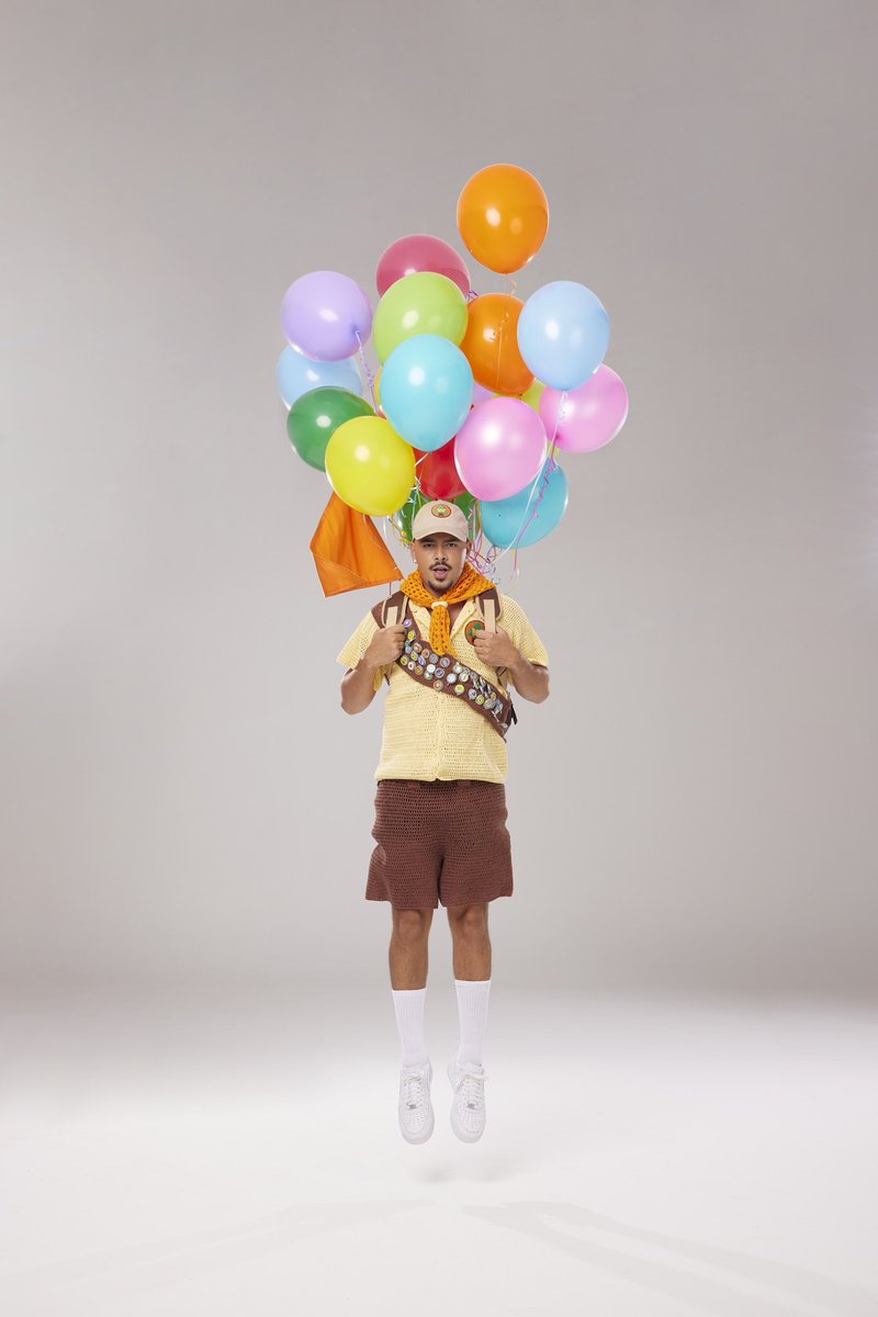 DjPedroSampaio's tweet photo. o tema do meu Carnaval desse ano é… CARTOONS! E pra começar, prazer Russell de UP Altas Aventuras! 🏕️💙 https://t.co/Q4sazW0Dau