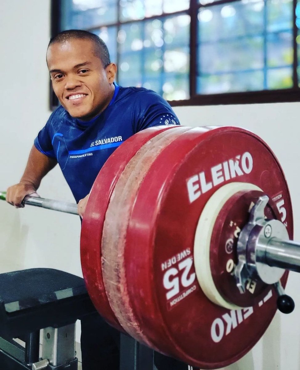 herbertaceitun1's tweet photo. Terminando semana y seguimos enfocado al nuevo reto y seguir mejorando 👊
#Indes #Coaspae #Copesa #Nutrefitnes #Parapowerlifting #Americaparaelmundo #Gym #workout #Sosmiangeldesdeelcielo https://t.co/9PcY0wLo3V