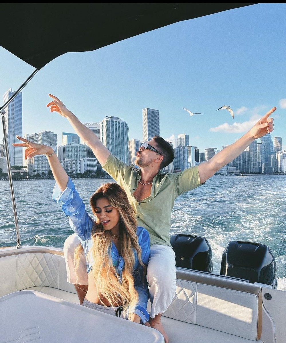 worldandrelfif1's tweet photo. Bueno q puedo decir q disfrute los Miami 😂😂 https://t.co/dxqwv2UQRZ