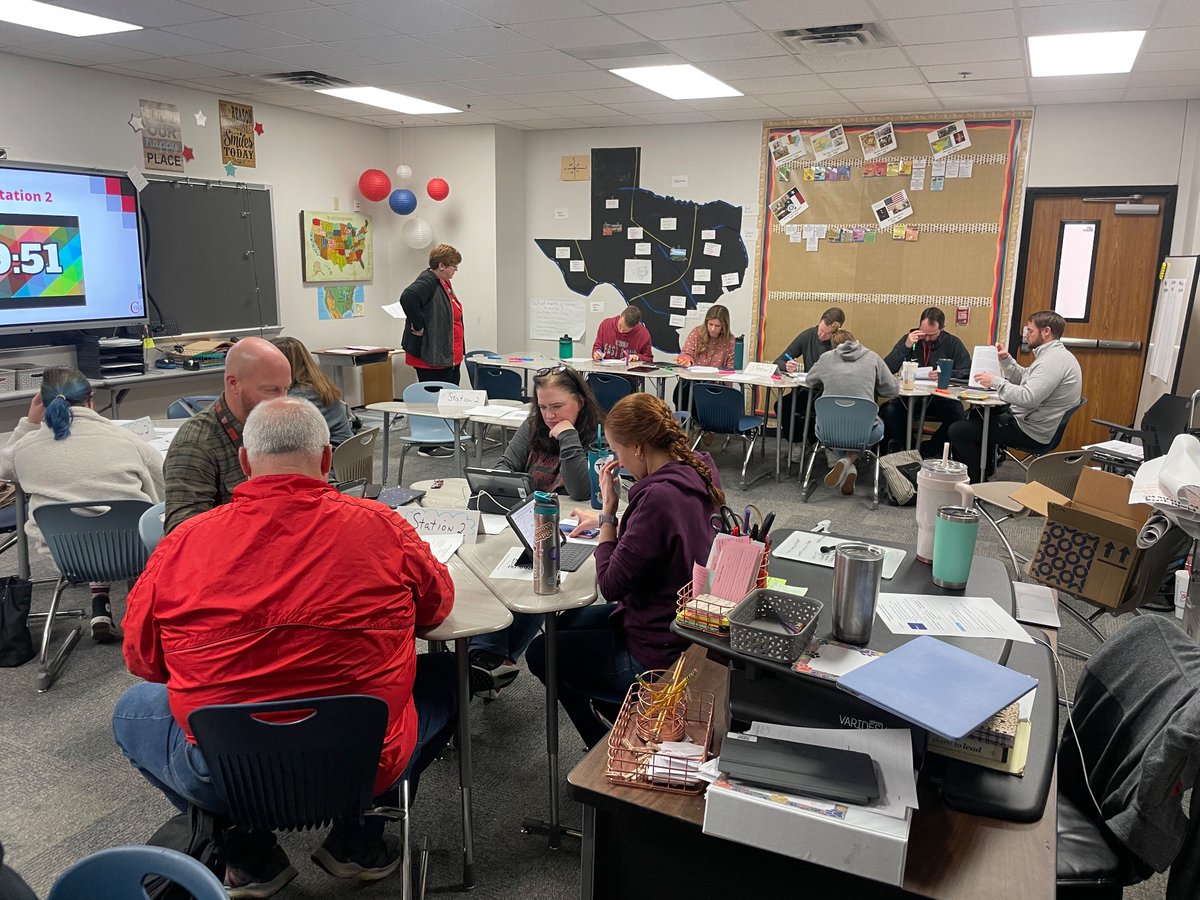 Courtney Sinclair tweet media