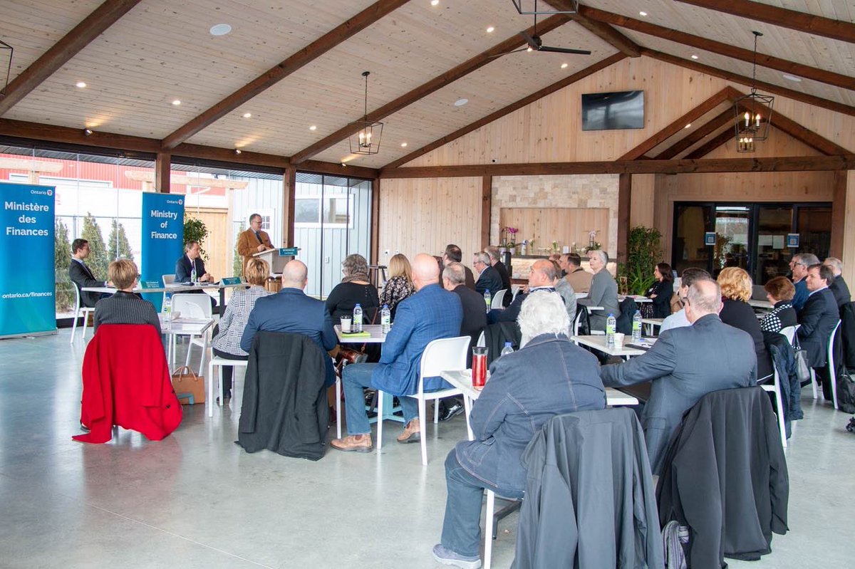 stcrawford2's tweet photo. Just wrapped up a productive #PreBudgetConsultation with stakeholders in #Niagara. Their insights and feedback will help us ensure that our budget reflects the needs and priorities of the people we serve. Thank you to everyone who participated. #OnGov #OnFin https://t.co/aiXgRKFSSb
