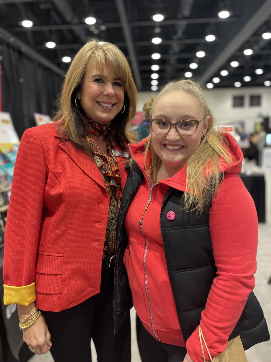 KimZandboer's tweet photo. Thank you Jacqueline MacNeil for stopping by the @ScholasticEdCda booth @CCTCA #wearredfored https://t.co/EzINMc2ulB