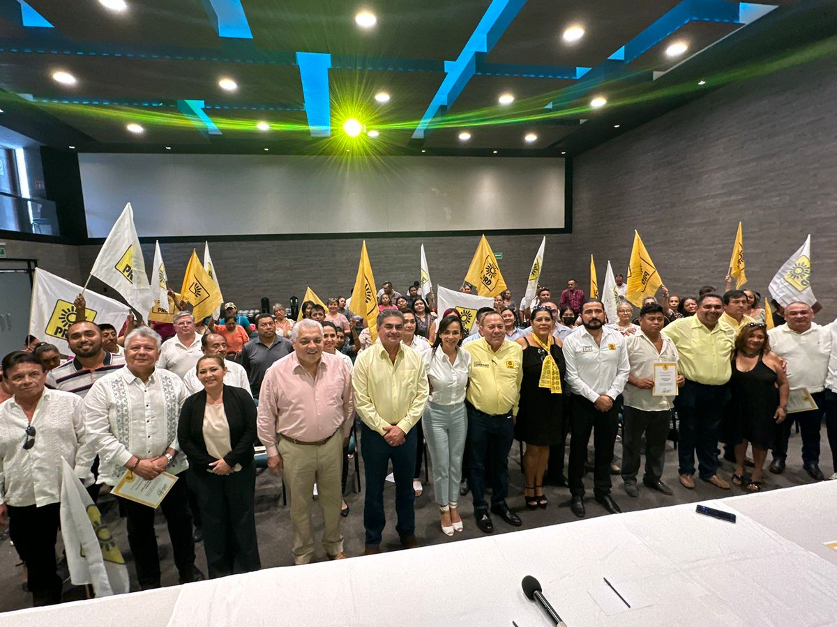 Luis E. Cházaro tweet media