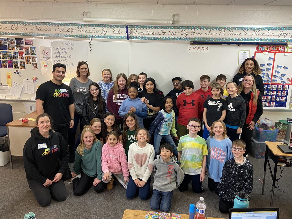 LShevino's tweet photo. Our Book Creator reps have come to watch our fantastic Plainfield teachers and students utilize the Book Creator App to support blended learning and student engagement. @D202ITC @d202schools @BookCreatorApp @BookCreator_Cat @EdtechChanel https://t.co/RBozgTp74T